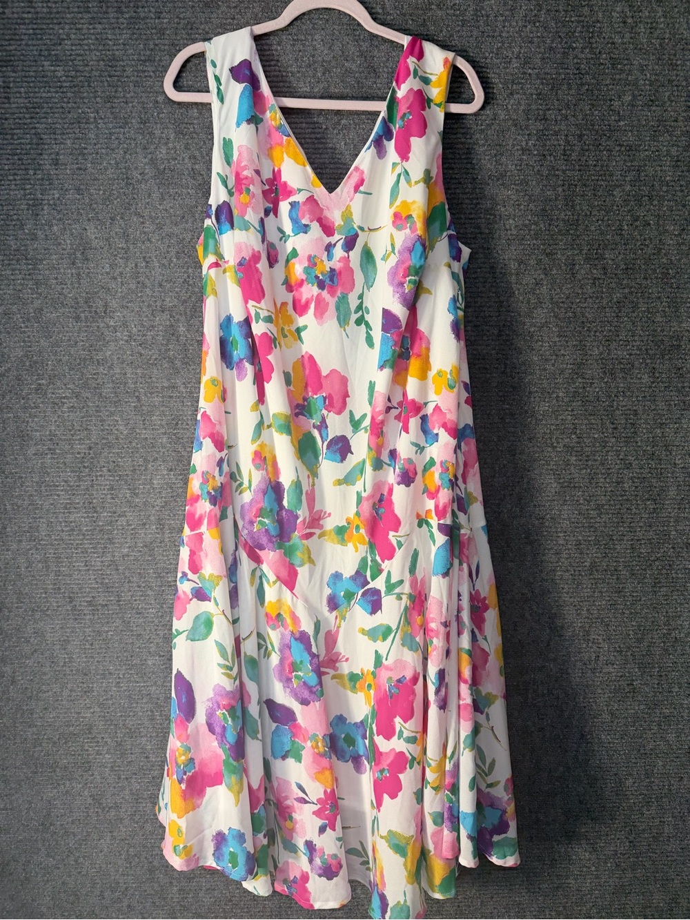 Jessica London Sleeveless V-Neck Sundress - White with Pink Bloom 26w